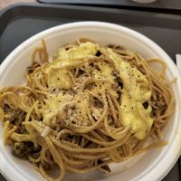 Vegan carbonara at E'den in Turin