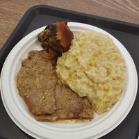 Seitan scallops, risotto and artichoke. Delicious! #Veganuary at E'den in Turin