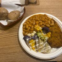 Seitan and Beans at E'den in Turin