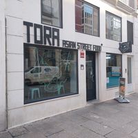 Exterior at Tora Street Food in Burgos