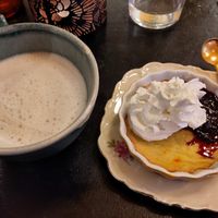 Saffron pancake & Spicy chai at Nomi the Karakal in Malmo