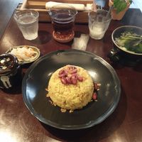 Fried rice and soup, filling and delicious at 95YOOYA in Tokyo