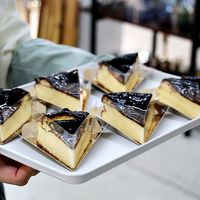 Cake at Janggogae 1987 in Busan