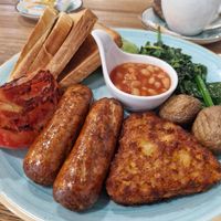 Vegan breakfast at Freska E1 in 