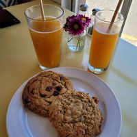 Kombucha and cookies (coco & chocolate chips) at Bread and Chocolate Vegan Bistro in George Town