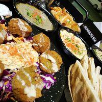 El local ya no es 100% vegano
Pero la picada hummusera si lo es, es abundante y el hummus es un 10/10 at La Hummusería in Buenos Aires