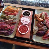 Steamed (left) and fried (right), all six vegan flavors at Daily Dumpling in Berlin