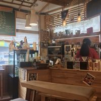 Cozy interior  at jejudobrrwercoffee - 재주도부러워커피 - Maybe closed in Jeju