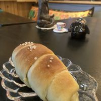 Vegan salt bread and extensive tea selection on the shelves  at jejudobrrwercoffee - 재주도부러워커피 - Maybe closed in Jeju