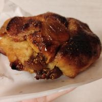 Fig bun at Ashville Bakery Cafe - 애쉬빌 베이커리 카페 in Seoul