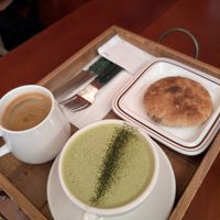 Matcha/ americano n hotteok at Ashville Bakery Cafe - 애쉬빌 베이커리 카페 in Seoul