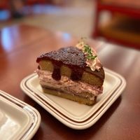 victoria cake at Ashville Bakery Cafe - 애쉬빌 베이커리 카페 in Seoul