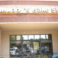 Storefront at Muddy's Bake Shop in Memphis