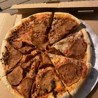 Pan pepperoni at Kitchen 17 in Chicago