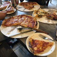 Pizzas  at Kitchen 17 in Chicago