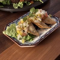   at TOVIRA – トビラ in Kyoto