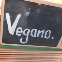 Adn they do 100% vegan rolls. And they are rish and yummy.  at MadRolls - Cinnamon Rolls in Madrid