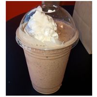 Oreo Crunch Shake at Soulfully Vegan in Berlin