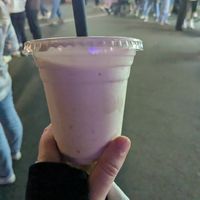strawberry milkshake at Soulfully Vegan in Berlin