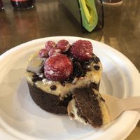 Chocolate crust cheesecake with jam heart  at Ko.bo Vegan in Milan