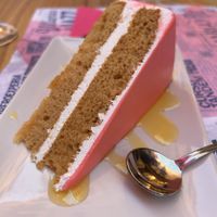 Tarta pantera Rosa  at New Freedom Cakes Cafe in Madrid