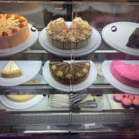  at New Freedom Cakes Cafe in Madrid