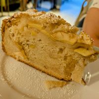 Torta di mele at Cìciri in Brescia