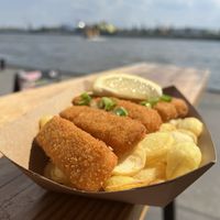   at UNDERDOCKS - Kiosk in Hamburg