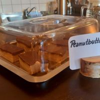peanut butter bars 2,50€ at JayJay Yoga Cafe in Cologne