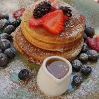 Pancakes with toppings to choose at Tranquilo in Brno