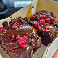 Vegan brownie at Bloom Café in Lille