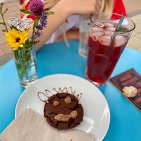 cOOkie and homemade ice tea at Cafe Lume in Serfaus