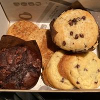 Mixed vegan box at Dulxioso in Madrid