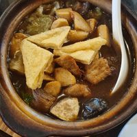 Hot soup pot at September Vegan Food in Wellington