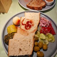 Love hummus and pesto 🤤 at Katzentempel - München in Munich