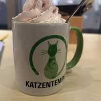Heiße Schokolade🤩🤩  at Katzentempel - München in Munich