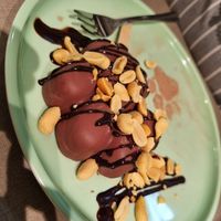 Don't call it snickers at Katzentempel - München in Munich