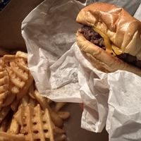 Cheeseburger  at ON THE RUN Vegan in Miami