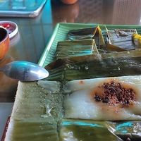 Delicious dumplings at Quan Chay Sáu Thu in Da Nang