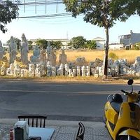 A better view then looking at other stores at Quan Chay Sáu Thu in Da Nang
