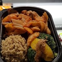 Vegan plat du jour, to eat at location or take away
(since november 2017) at Ekoplaza in Bruges