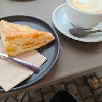 Vegane Apfeltasche at AMATE Coffee Farm in Dresden