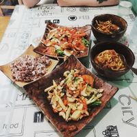 Cashew stir fry, Khao soi at Morning Glory in Chiang Mai
