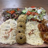 Pictured Menu Falafel Köy option 
(180 Lira at time of visit) at Falafel Köy in Istanbul
