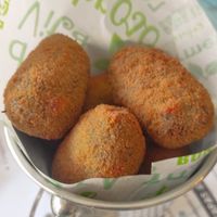 Croquetas espinacas at Coma Tapas & Punto in Huelva
