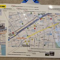 Bench/sitting guide at Veggie Junkies Burger in Kobe