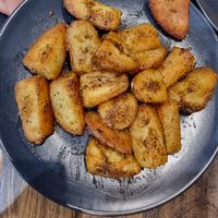 Fried potatoes at Happy Veggie - 天街素食 in Budapest