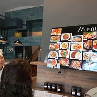 The menu is well described and translated to English at Happy Veggie - 天街素食 in Budapest