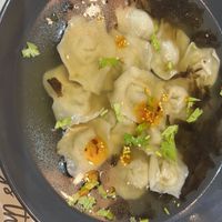 Wonton in brodo😋  at Happy Veggie - 天街素食 in Budapest