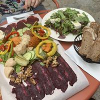 vegane brettjause  at Hertz & Seele in Vienna
